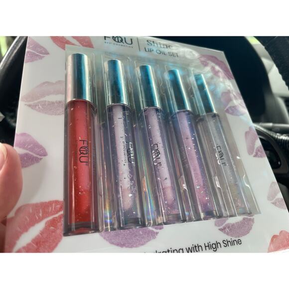 nwt BFY Cosmetics lip oil - Picture 2 of 3